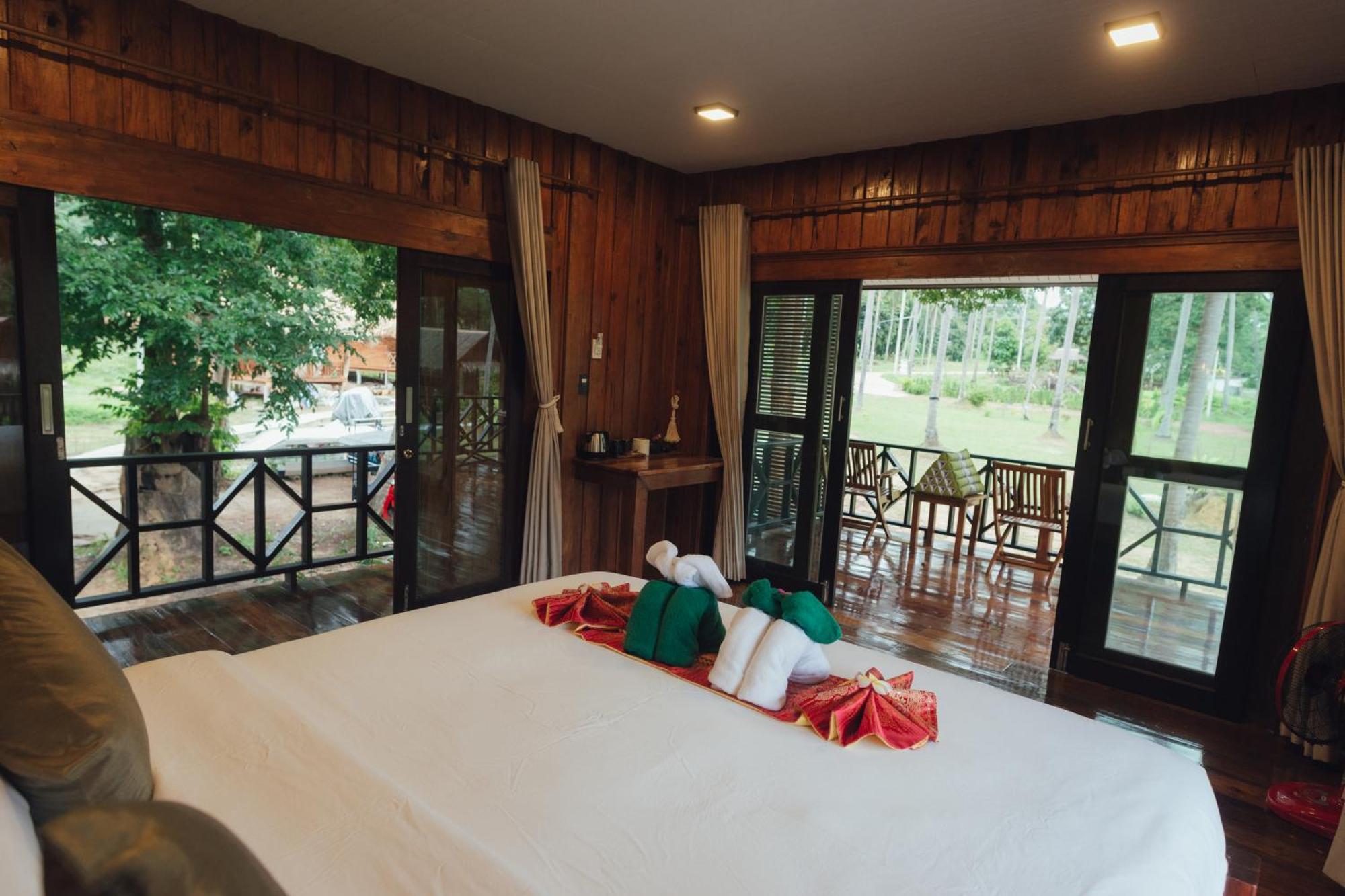 Coco Canopy Boutique Resort Koh Jum Ngoại thất bức ảnh